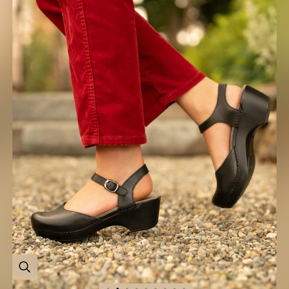 Dansko Black Women's Mules Size 36 - Picture 1 of 12